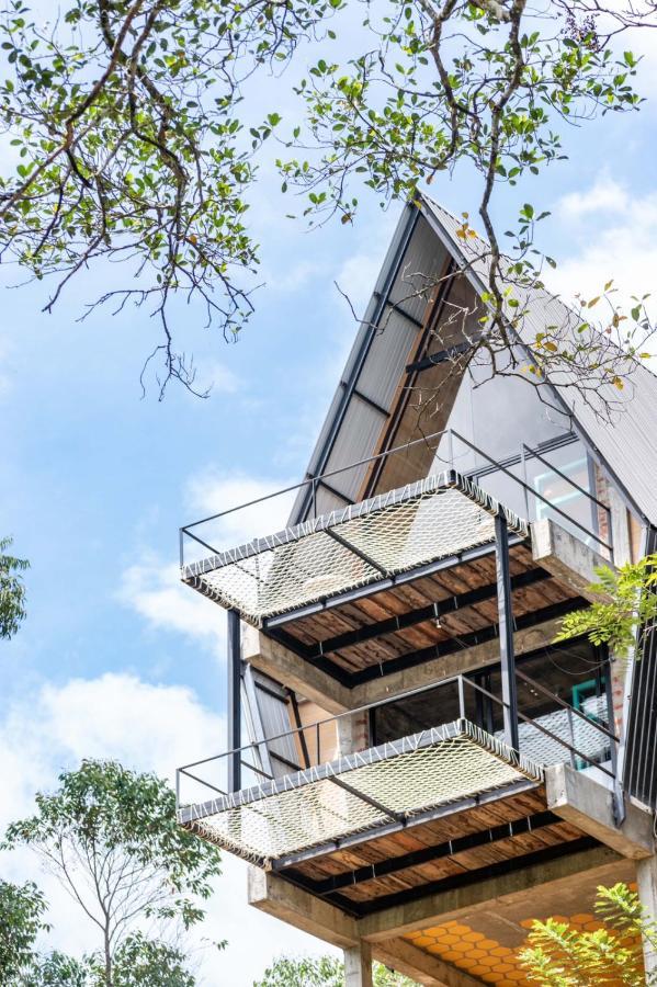 Wild Bee Hostel Элла Экстерьер фото