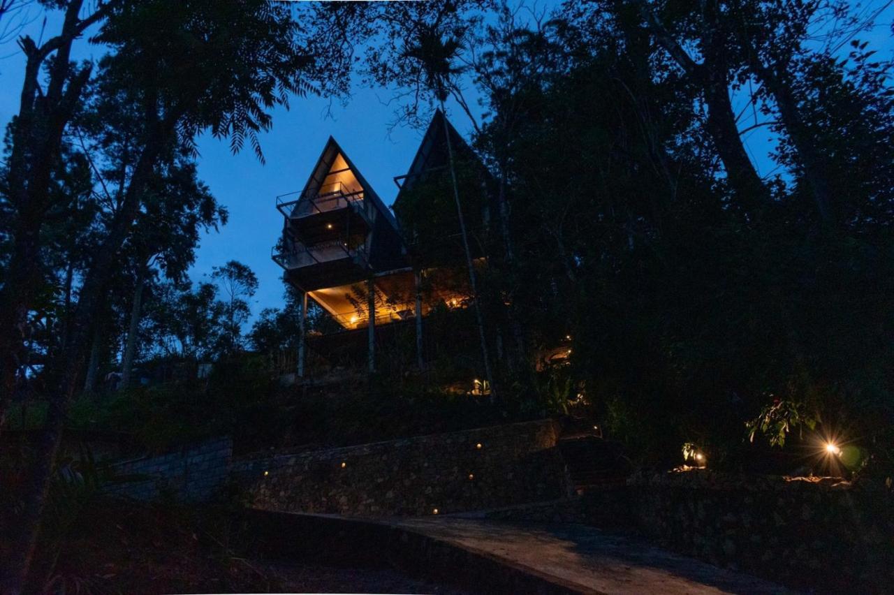 Wild Bee Hostel Элла Экстерьер фото
